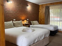 Country Roads Motor Inn Narrandera