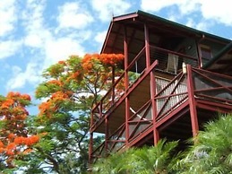 Maleny Tropical Retreat Balinese B&B