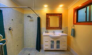 Maleny Tropical Retreat Balinese B&B