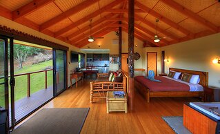 Maleny Tropical Retreat Balinese B&B