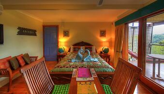 Maleny Tropical Retreat Balinese B&B