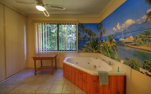 Maleny Tropical Retreat Balinese B&B