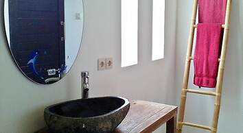 Medori Putih Homestay