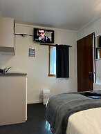 Centennial Court Hotel