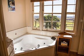 Hillview Cottages