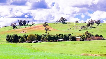 Hillview Farmstay