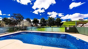 Hillview Farmstay