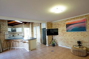 Esperance Foreshore Apartments