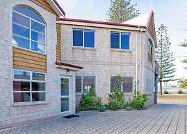 Esperance Foreshore Apartments