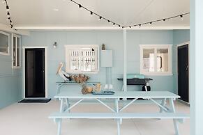 Blue Water Motel