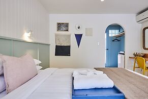 Blue Water Motel