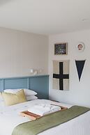 Blue Water Motel