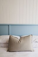 Blue Water Motel