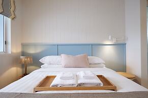 Blue Water Motel