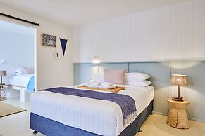 Blue Water Motel