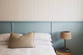 Blue Water Motel