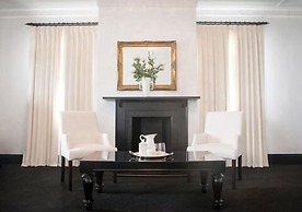The Royal Hotel