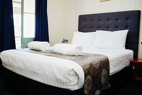 Maleny Hotel