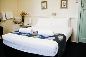 Maleny Hotel