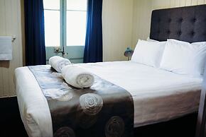 Maleny Hotel