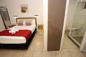 Tropic Coast Motel