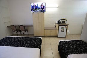 Tropic Coast Motel