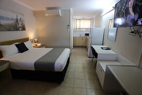 Tropic Coast Motel