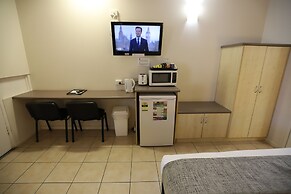 Tropic Coast Motel