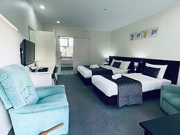 Legends Motel