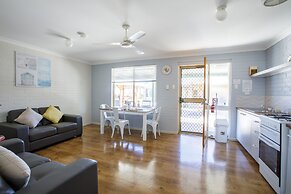 Shark Bay Seafront Apartments