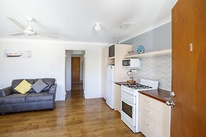 Shark Bay Seafront Apartments