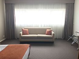 Mornington Hotel