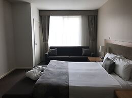 Mornington Hotel