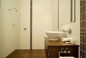 Mornington Hotel