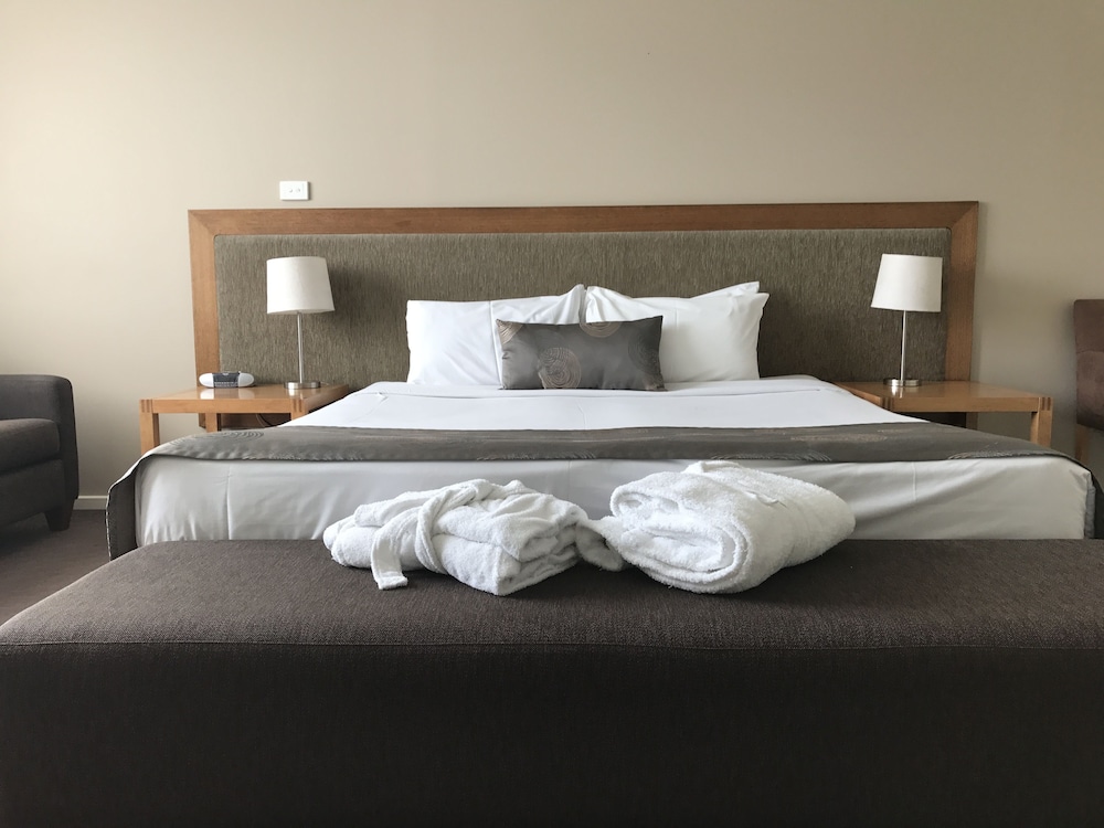 Mornington Hotel