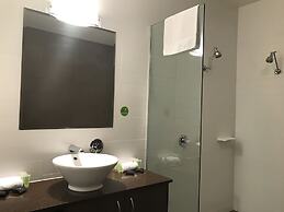 Mornington Hotel
