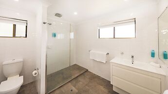 Lamor Apartments