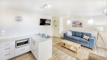Lamor Apartments