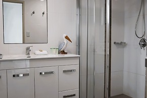 Redvue Apartments