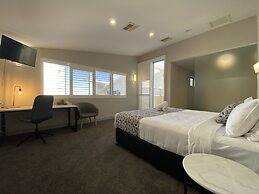 Redvue Apartments