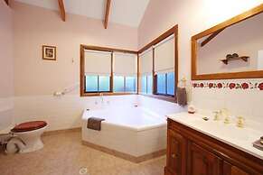 Glenview Retreat Luxury Bed & Breakfast