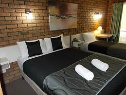 Park House Motor Inn