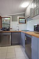 Oak Tree Lodge
