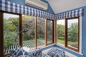 Oak Tree Lodge