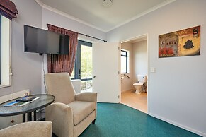 Awatea Country B&B