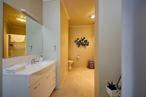 Awatea Country B&B