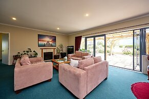 Awatea Country B&B