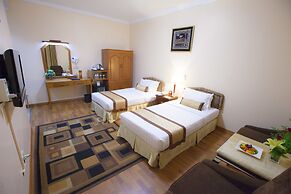 Grand Palace Hotel