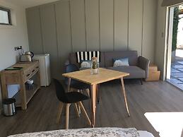 Kohi Beach Bed & Breakfast