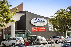 Nightcap at Watermark Glenelg